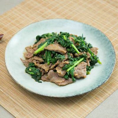 Thịt bò xào cải xoăn sốt dầu hào giúp mẹ bầu ngon miệng 13