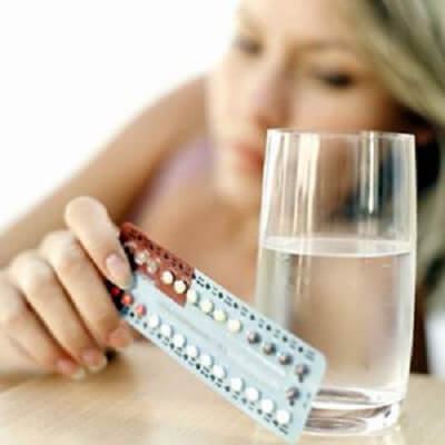 Lạm dụng thuốc tránh thai ngừa mụn có thể gây vô sinh 3