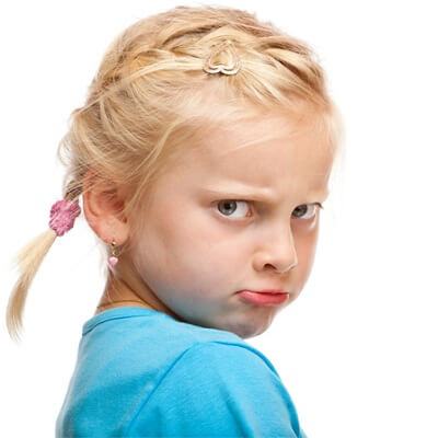 Con lên ba ương bướng, khó bảo, phải làm gì? 3