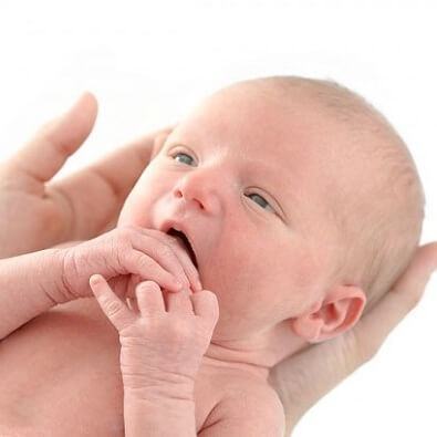 Một số mẹo hay tưa lưỡi hiệu quả cho bé 5