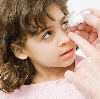 Cảnh giác bệnh u nguyên bào võng mạc ở trẻ 5