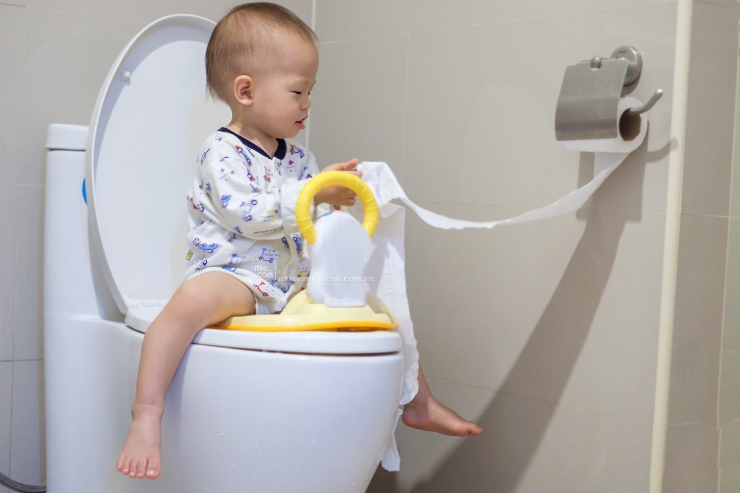 Trẻ ăn dặm bị táo bón: Mẹ áp dụng ngay cách trị dứt điểm này 33 trẻ ăn dặm bị táo bón