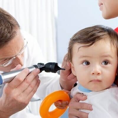 Bấm lỗ tai cho trẻ sơ sinh và những điều mẹ cần lưu ý 5