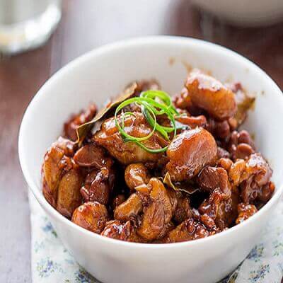 Cách kho thịt gà ngon nhất cho bữa cơm ngày Tết 7