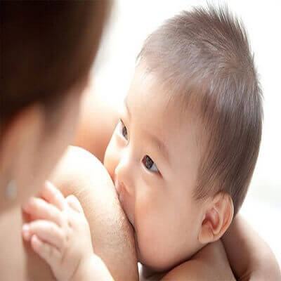 Đau đầu chuyện mẹ bị căng sữa nhưng sữa không tiết ra được 5