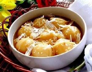 Chè trôi nước món ăn Tết Đoan Ngọ