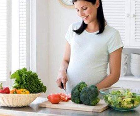 Phụ nữ mang thai nên ăn gì trong tháng đầu tiên? 3