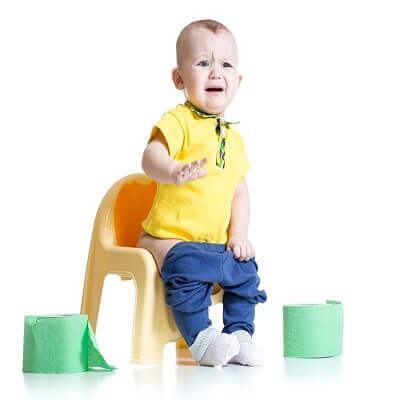 Trẻ sơ sinh 2 ngày không đi ngoài, mẹ phải làm sao? 3