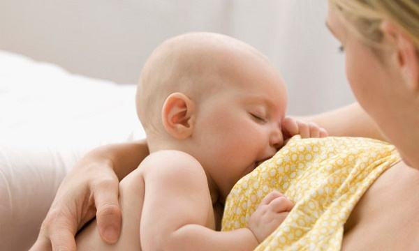 Đối phó với tình trạng giật mình khi ngủ ở trẻ sơ sinh 35 Đối phó với tình trạng giật mình khi ngủ ở trẻ sơ sinh 7