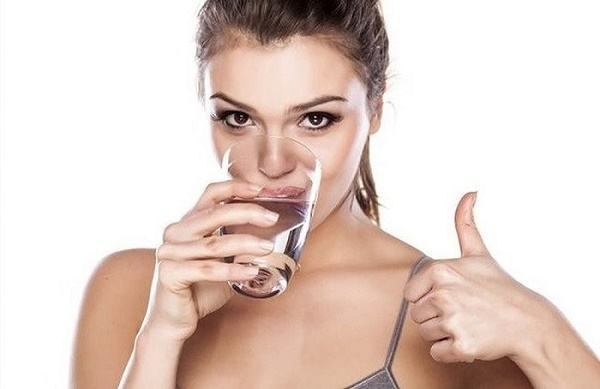 Bất ngờ với 7 lợi ích uống nước lúc đói 4