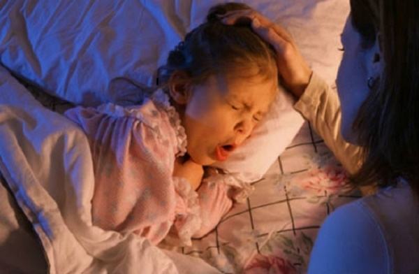 Cách xử lý khi trẻ bị ho vào ban đêm 4