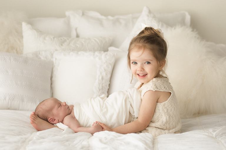 Cách chụp ảnh cho bé sơ sinh đẹp tựa thiên thần 47 cách chụp ảnh cho bé sơ sinh