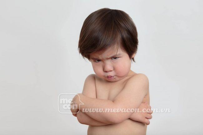 10 dấu hiệu cho thấy trẻ sắp hư mẹ cần lưu ý ngay 5