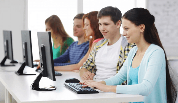 Mẹo trị khô mắt, mỏi mắt cho các nàng văn phòng 4