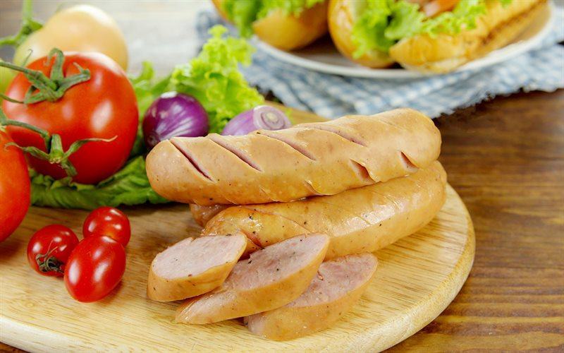 3 cách làm xúc xích tại nhà đơn giản, ngon miệng, an toàn 17 Cách làm xúc xích gà