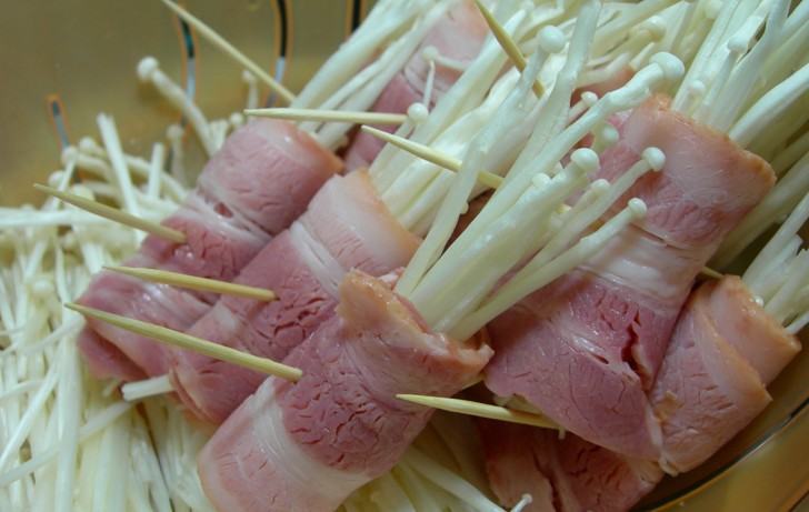 Thịt cuộn nấm kim châm sốt chanh dây đẹp mắt, ngon miệng 15 Thịt cuộn nấm kim châm sốt chanh dây