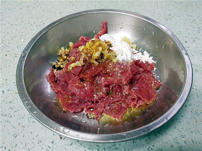 Bữa cơm chiều chỉ 2 món đơn giản lại 'đưa cơm' 24 Bữa cơm chiều