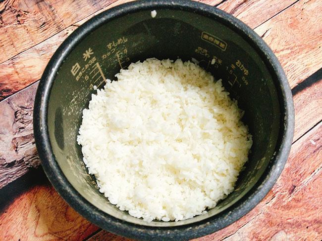 Cách làm kimbap không cần mành tre đơn giản mà 'siêu ngon' 39 Cách làm kimbap không cần mành tre