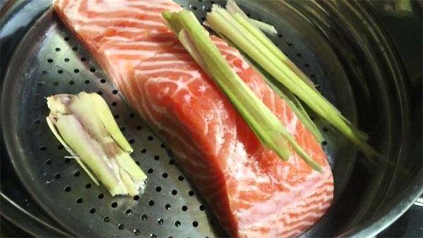 Cách làm ruốc cá hồi Nhật Bản đổi vị bữa ăn dặm của bé 49 cách làm ruốc cá hồi Nhật Bản