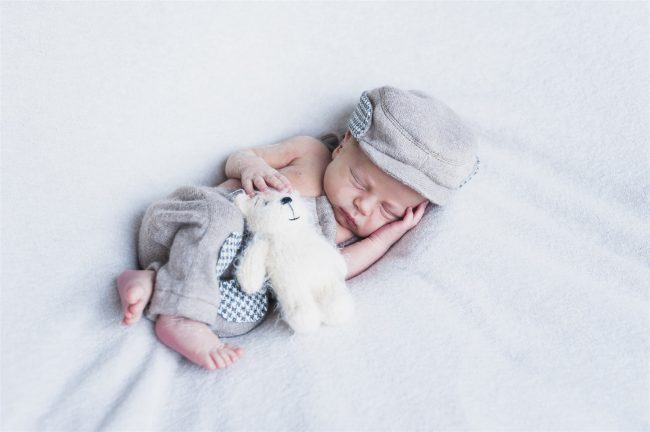 Tư thế nằm ngủ tốt nhất cho bé sơ sinh là gì? 39 Tư thế nằm ngủ tốt nhất cho bé sơ sinh là gì? 11