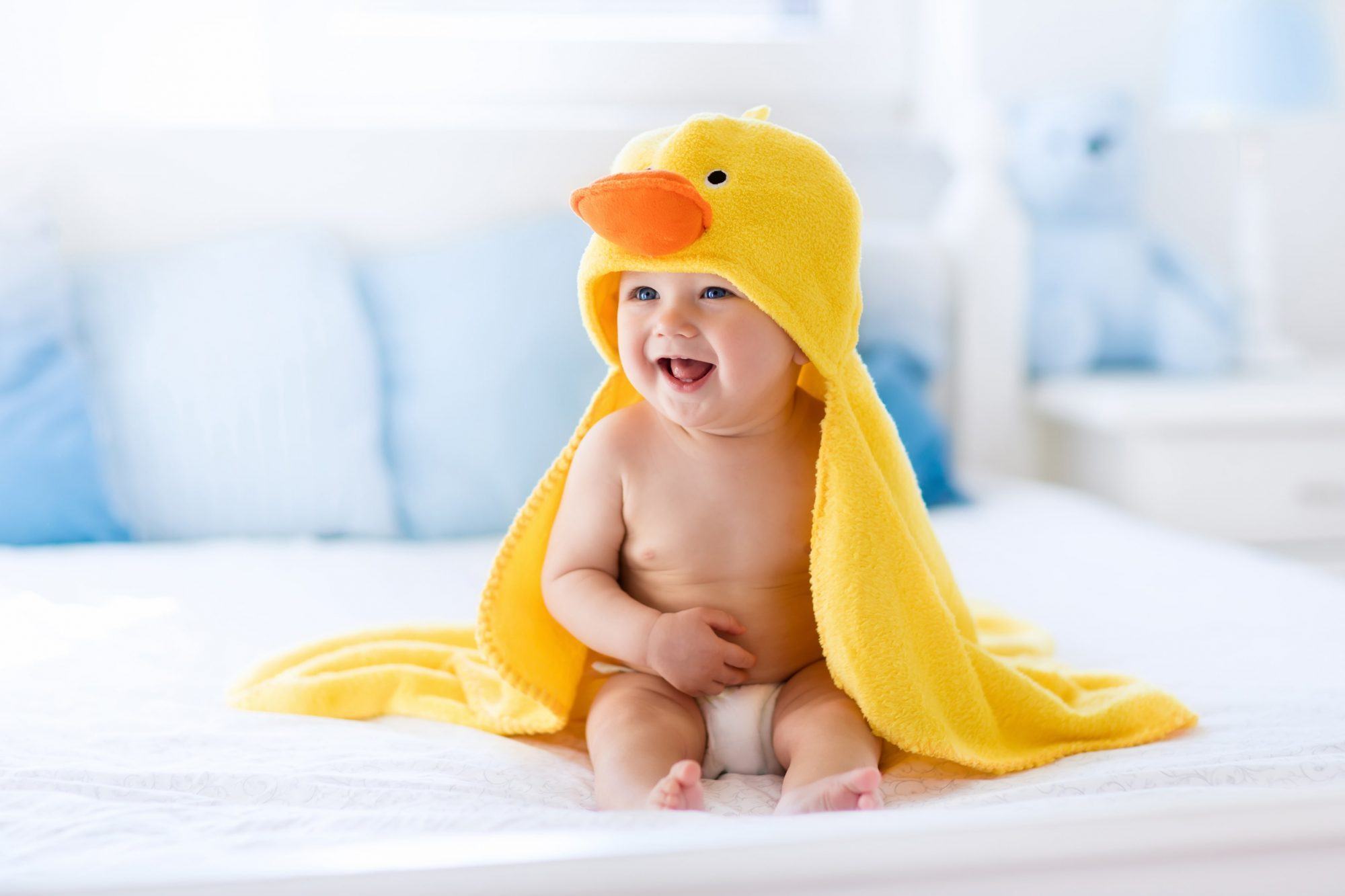 Các dấu mốc phát triển của trẻ sơ sinh trong một năm đầu đời