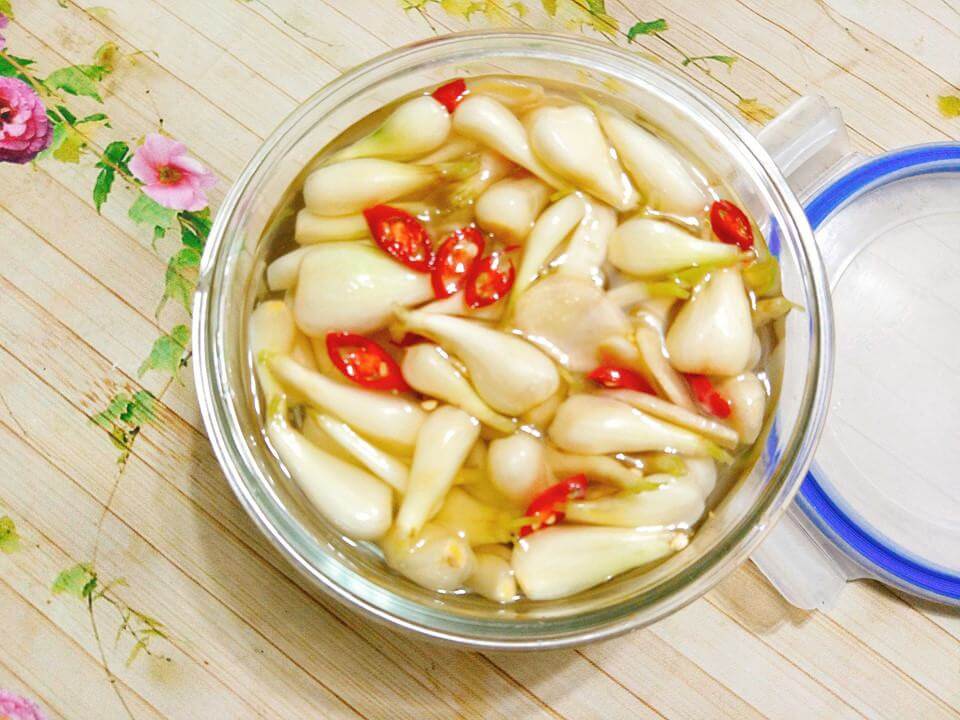 Cách muối hành chua ngọt, giòn ngon, không bị váng cho dịp Tết 24 cách muối hành chua ngọt