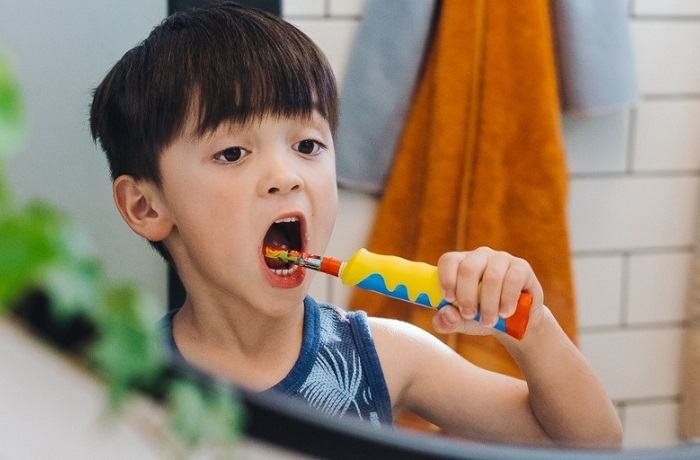 Mẹo khiến bé thích đánh răng hơn mà bố mẹ nên biết 35 bé thích đánh răng