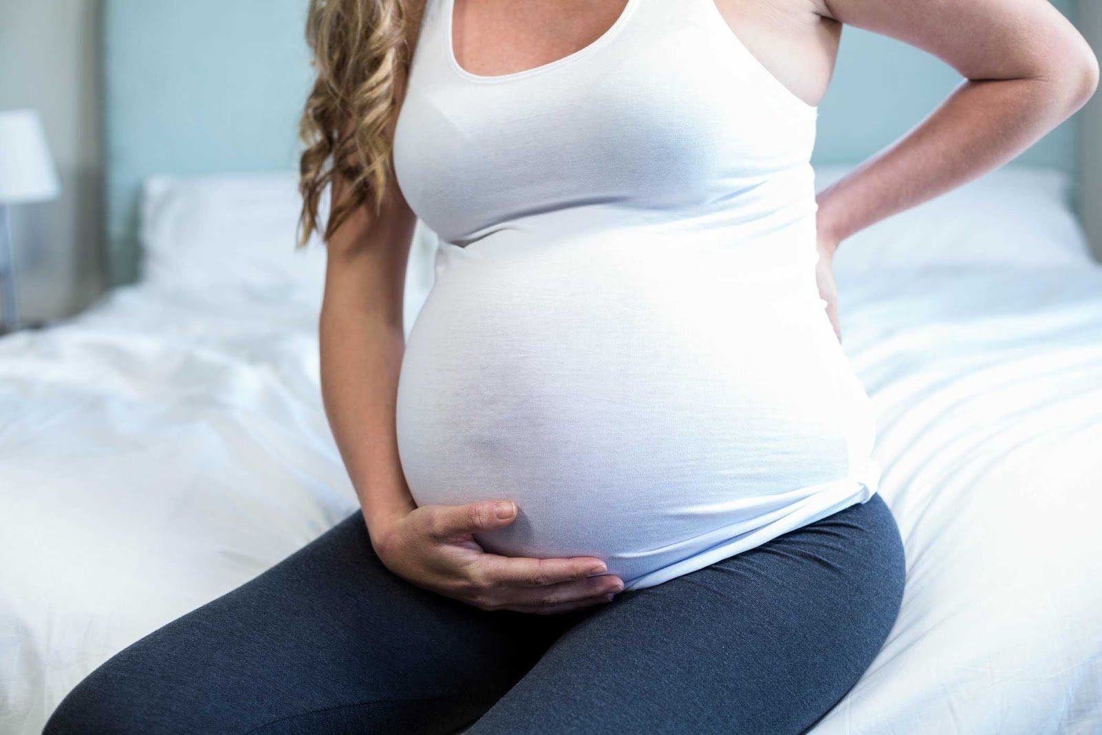 Bà bầu bị tức bụng trên là dấu hiệu gì, có nguy hiểm hay không? 38 bà bầu bị tức bụng trên