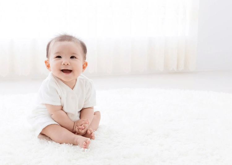 Tập ngồi cho bé khi nào là thích hợp? 35 tập bé ngồi
