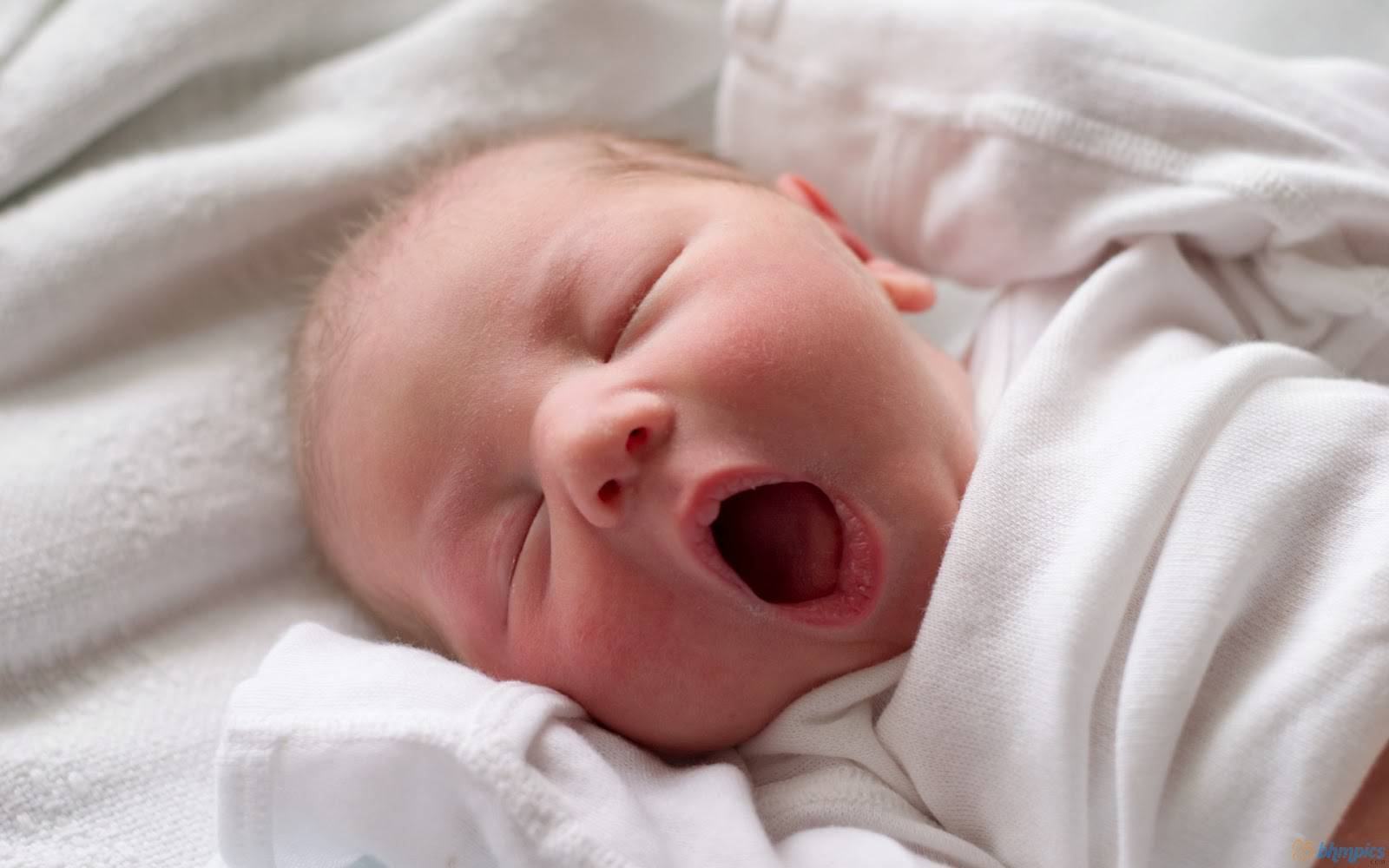 Mẹo dân gian chữa rướn ở trẻ sơ sinh giúp bé ngủ sâu giấc, hết khóc đêm 9