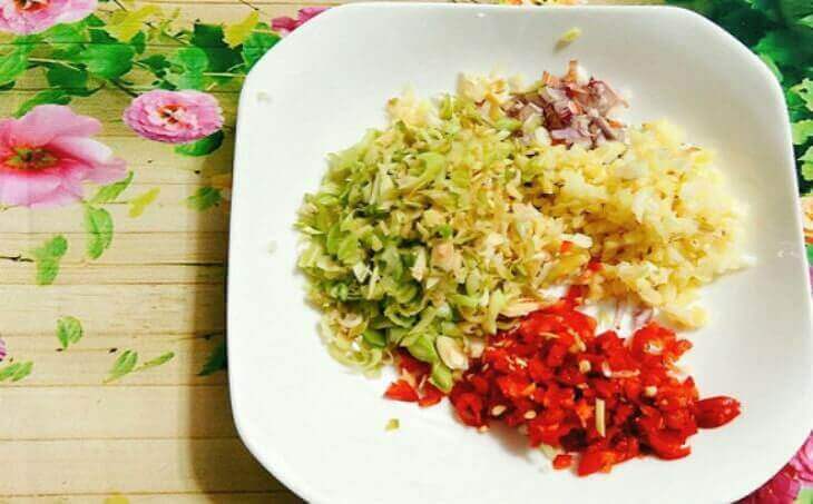 Cách làm món gà kho sả ớt chuẩn vị miền Nam thơm ngon tại nhà 37 gà kho sả ớt