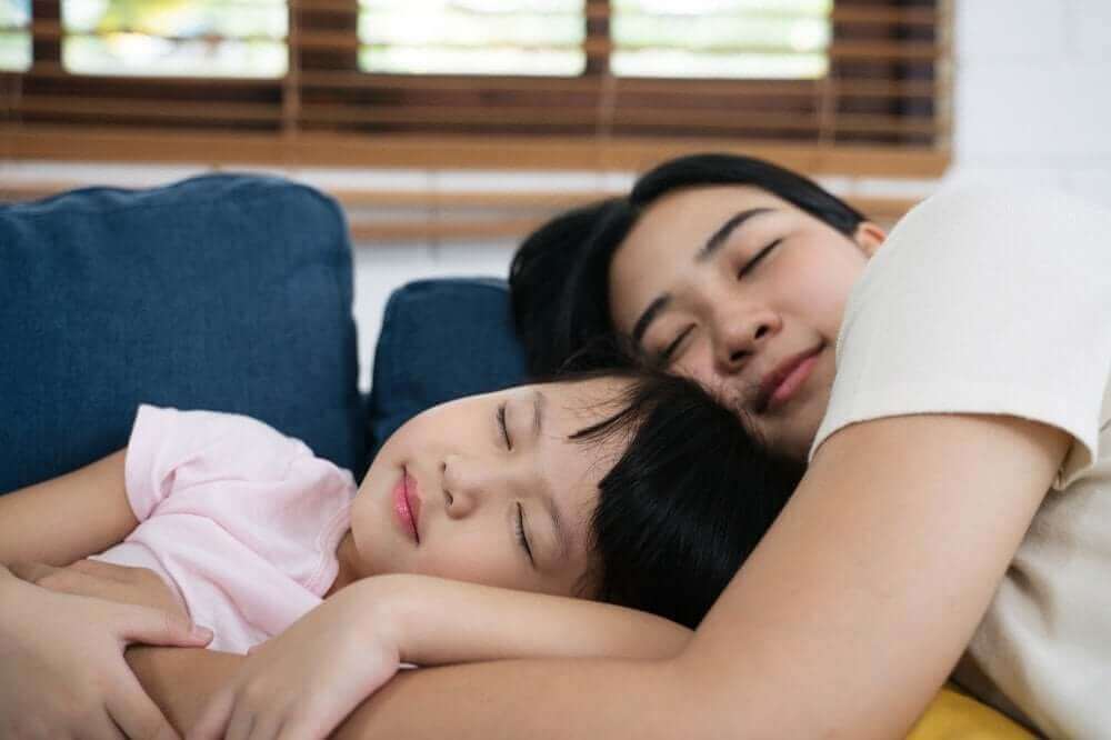 Tuyệt chiêu ngủ nhanh bất kể thời điểm, vị trí mà không cần 'đếm từ 1 đến 1000' 37 những cách ngủ nhanh
