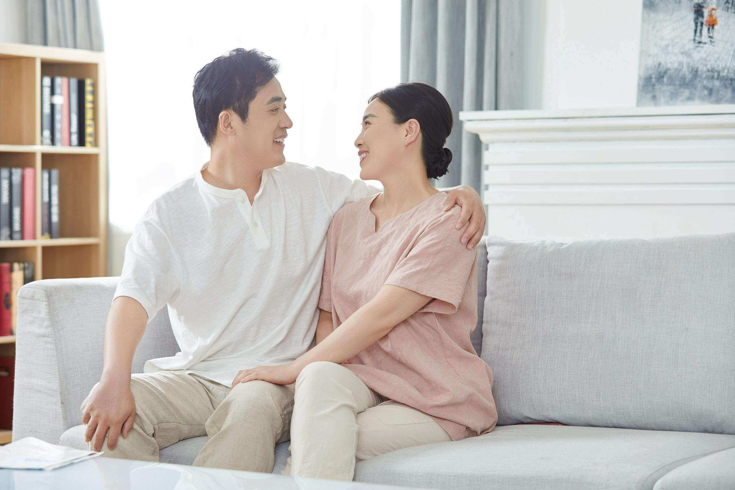 Bật mí nàng cách nói chuyện với người yêu khi chàng đang có tâm sự 35 cach-noi-chuyen-voi-nguoi-yeu