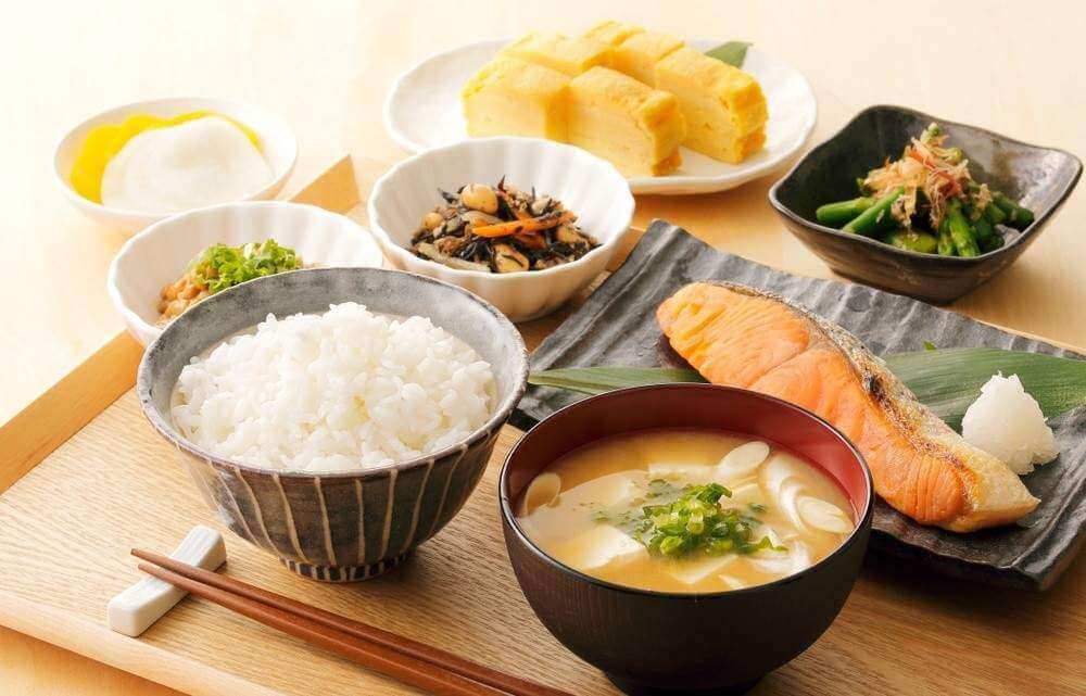 Bật mí chế độ ăn uống lành mạnh giúp giữ dáng chuẩn của phụ nữ Nhật 17 thức ăn giàu dinh dưỡng