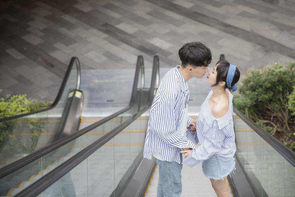 dấu hiệu chàng thích bạn nhưng không nói