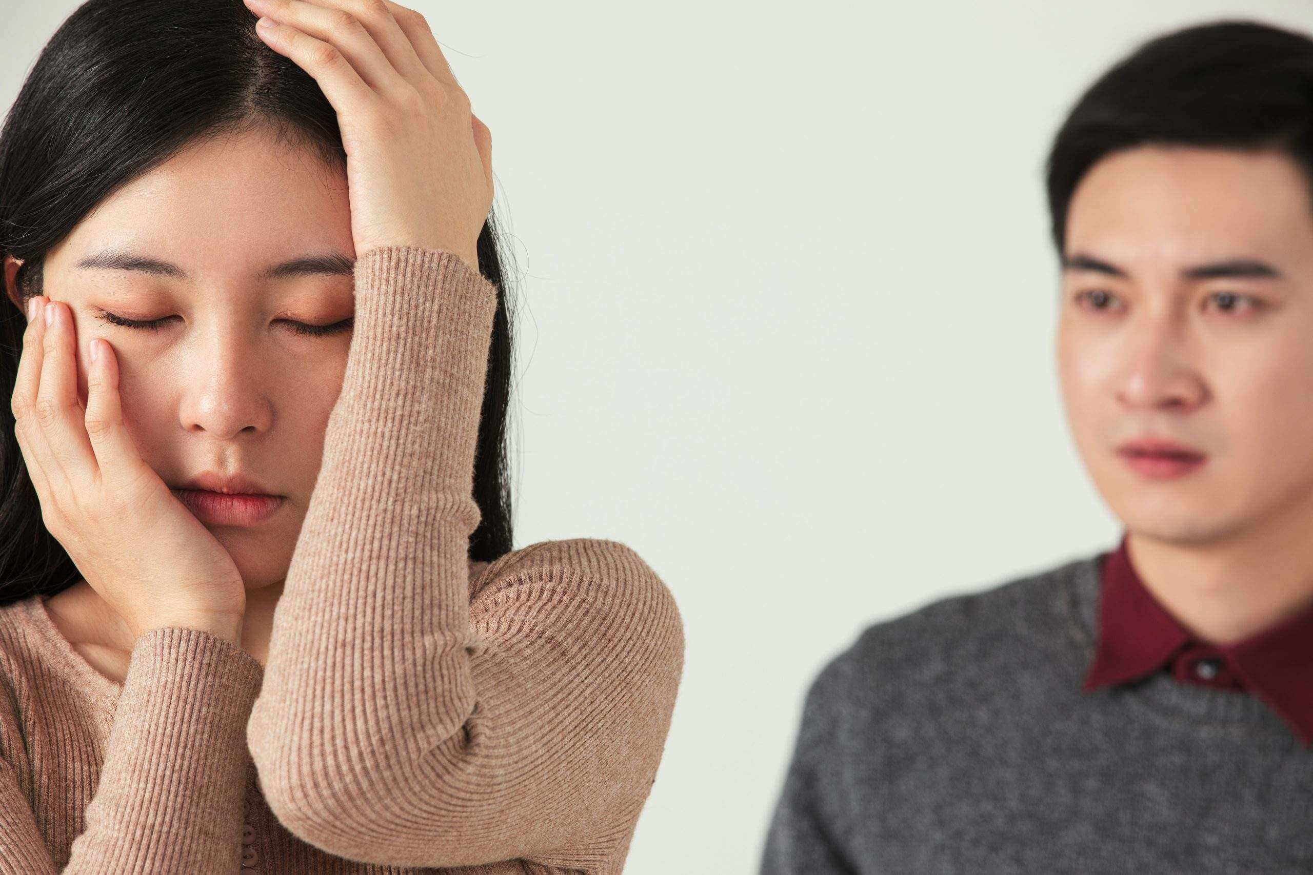 Vợ chồng cãi nhau nên làm gì để hạn chế hôn nhân đổ vỡ? 39 không nên giận quá lâu