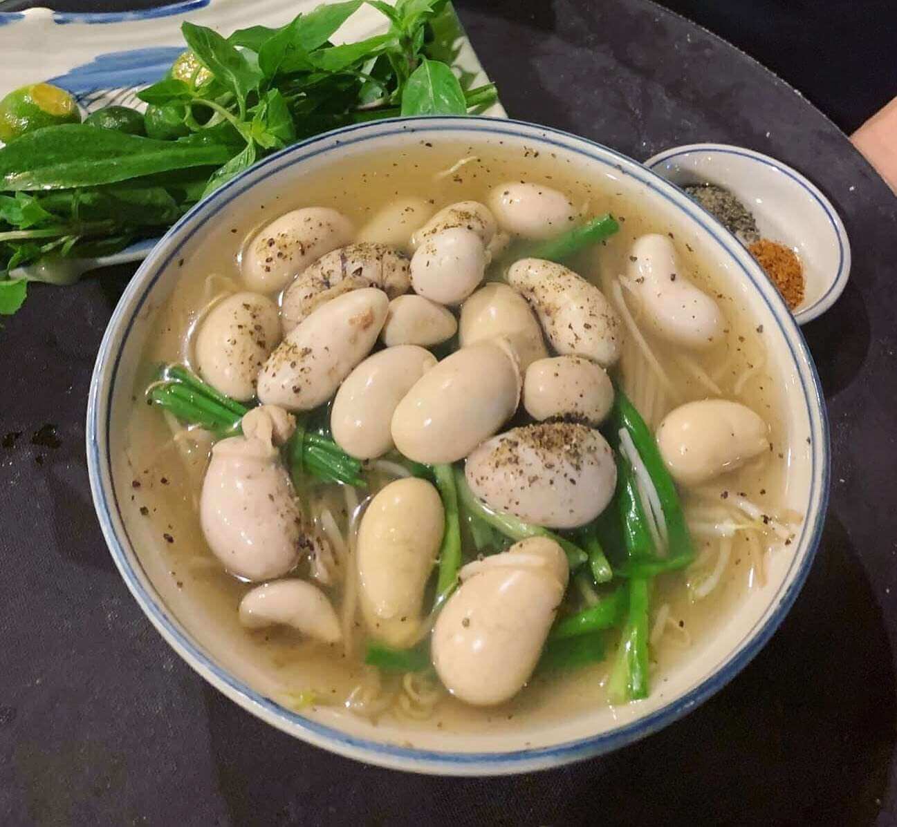 ngọc kê gà tần lá hẹ