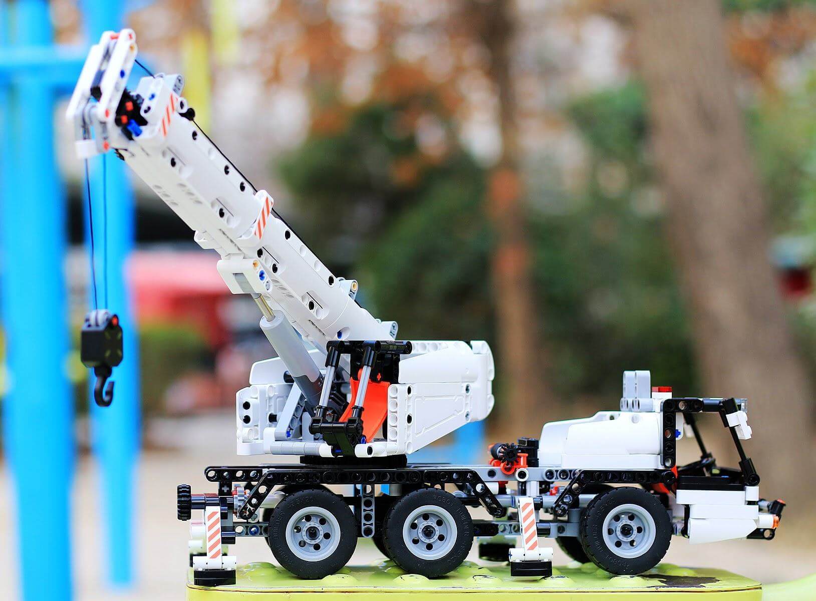Gợi ý bố mẹ 6 món quà Giáng Sinh cho bé đảm bảo con thích mê! 43 lego lắp ráp