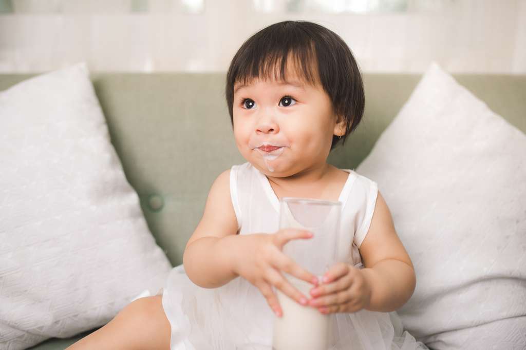 7 diễn biến tâm lý trẻ 2 tuổi bố mẹ không nên bỏ qua! 13 tâm lý trẻ 2 tuổi