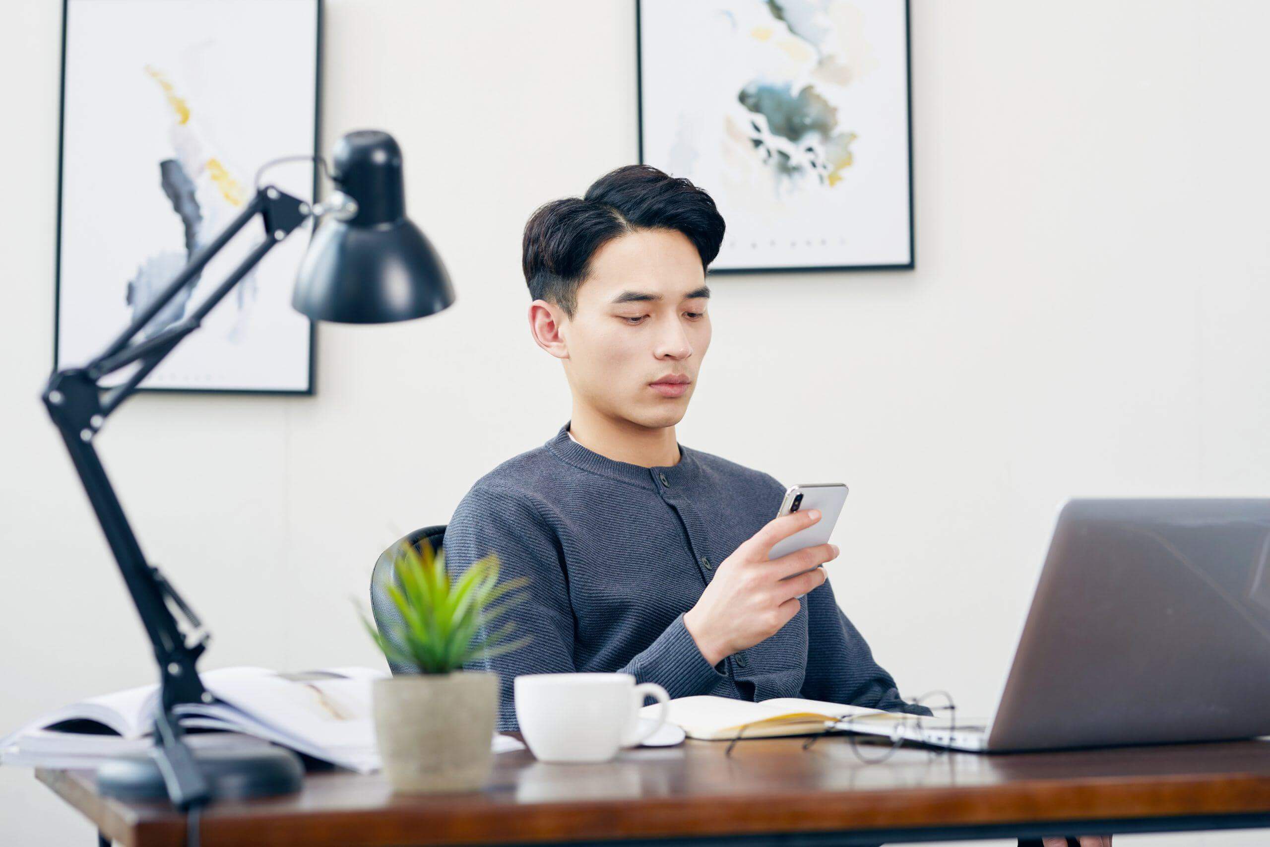 Công nghệ có phải là lý do khiến chúng ta cảm thấy cô đơn? 36 công nghệ