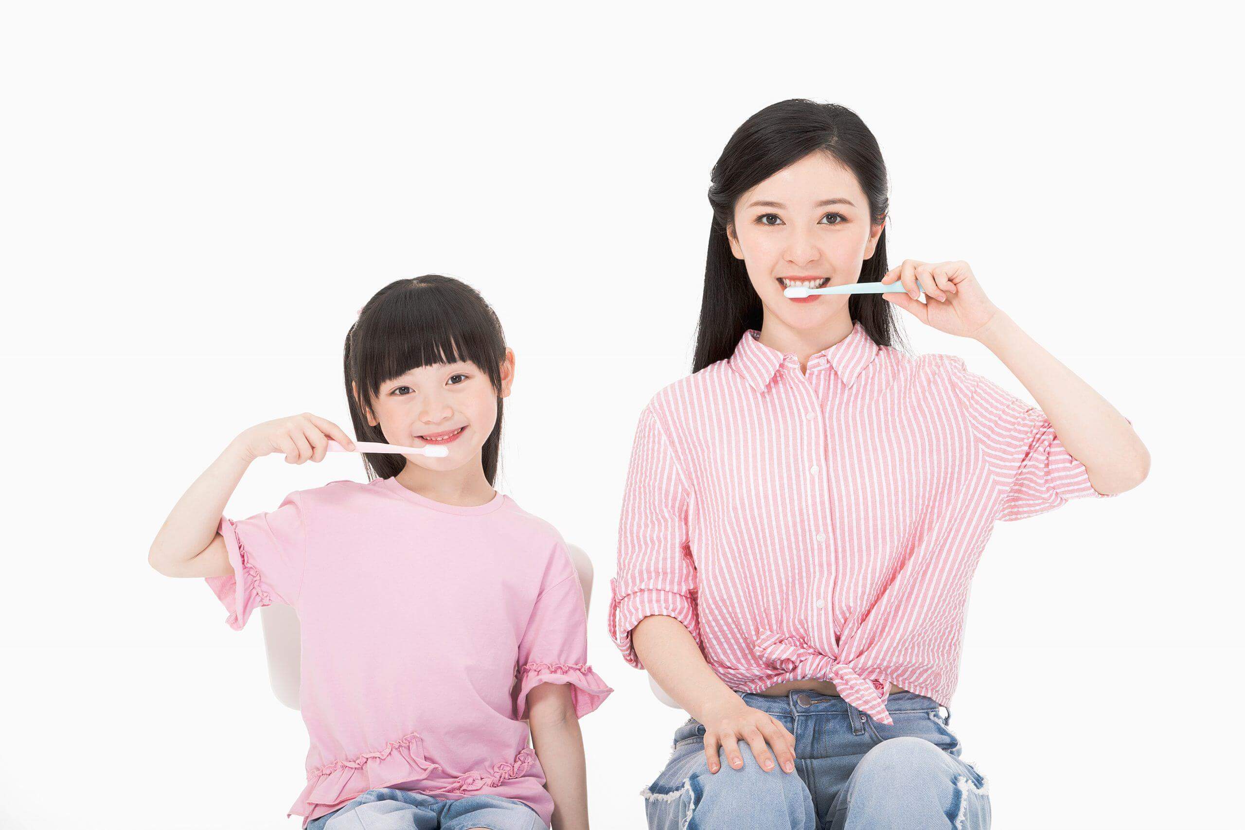 7 sai lầm khi chăm sóc răng miệng cho con mà bố mẹ nào cũng mắc phải 39 đánh răng sai cách