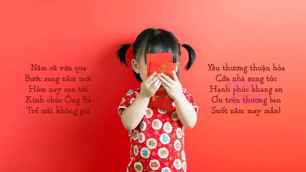 bé chúc năm mới