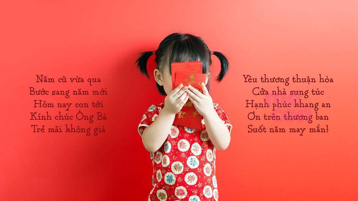 bé chúc năm mới