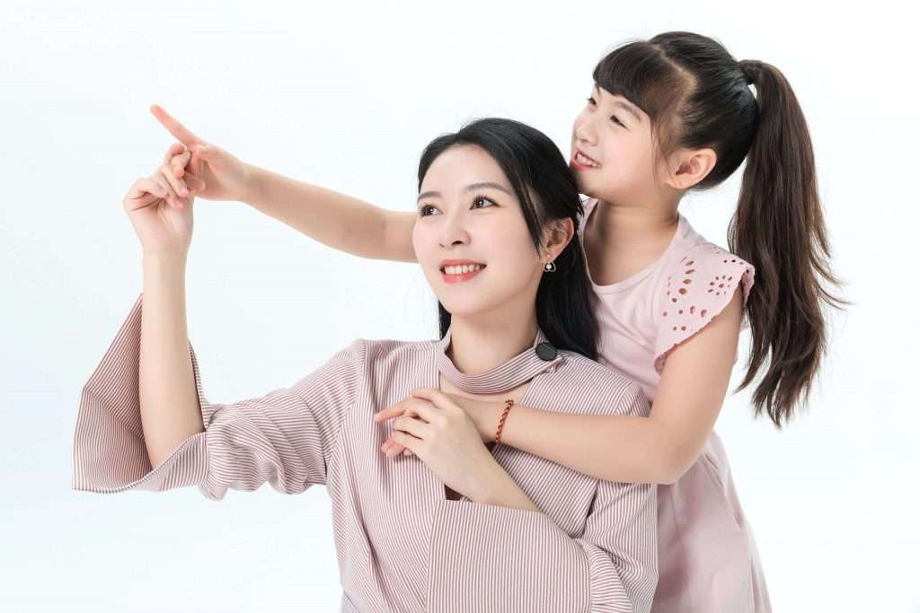 mẹ và bé