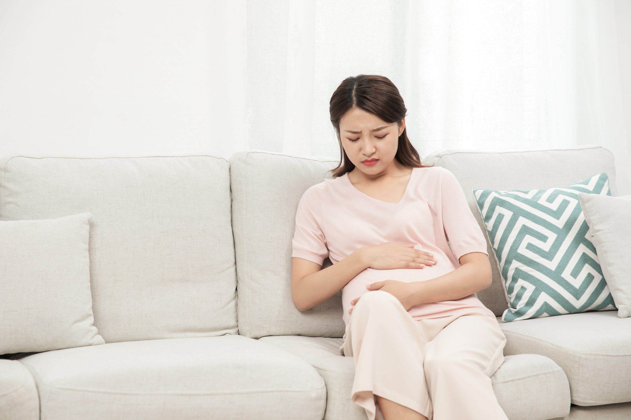 Đau xương mu khi mang thai có nguy hiểm cho mẹ và thai nhi? 40 triệu chứng khi bị đau xương mu