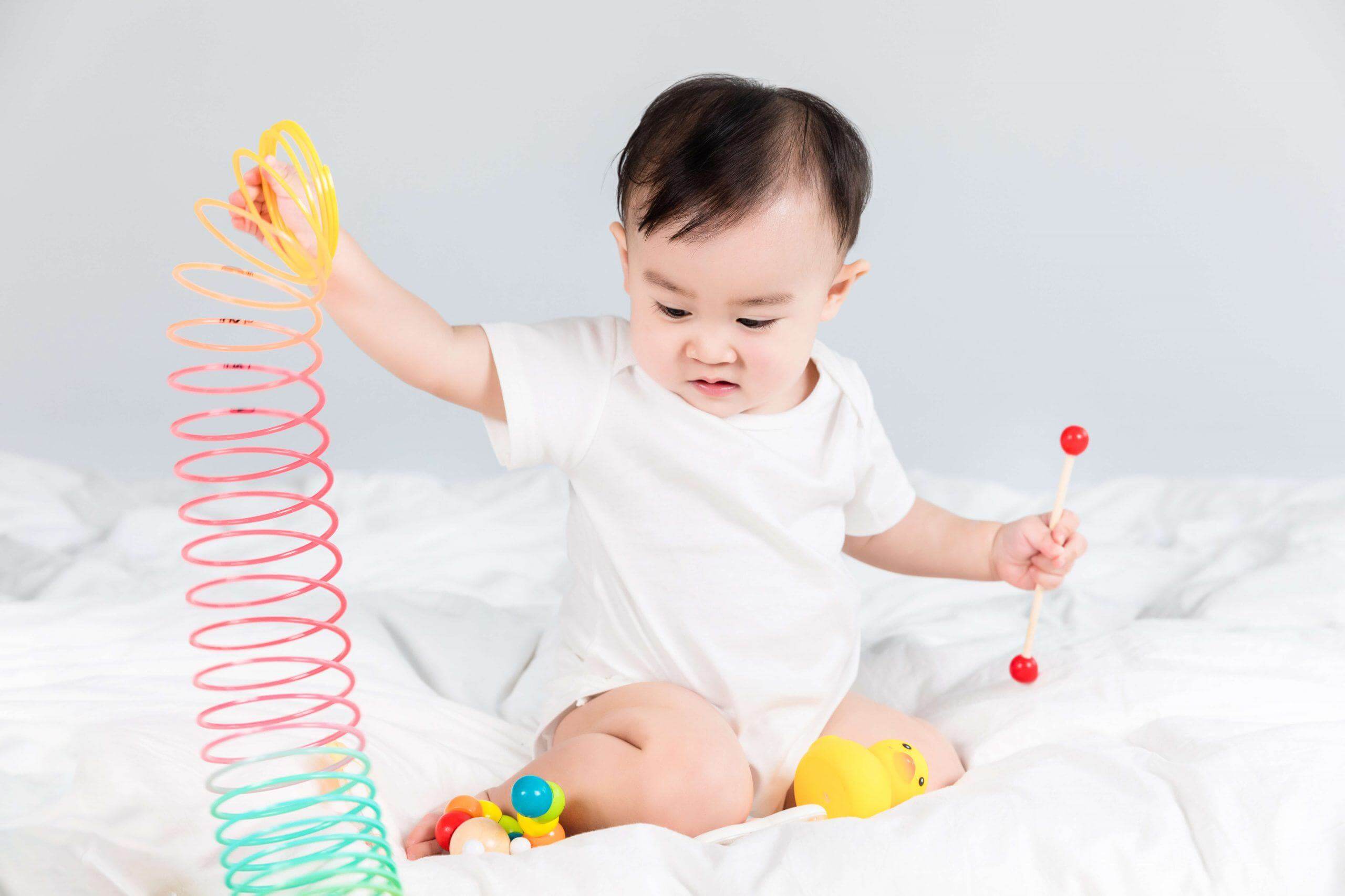 Sắm đồ sơ sinh, đừng tiếc tiền mà tái sử dụng cho con các món đồ này! 40 mua đồ tết cho con