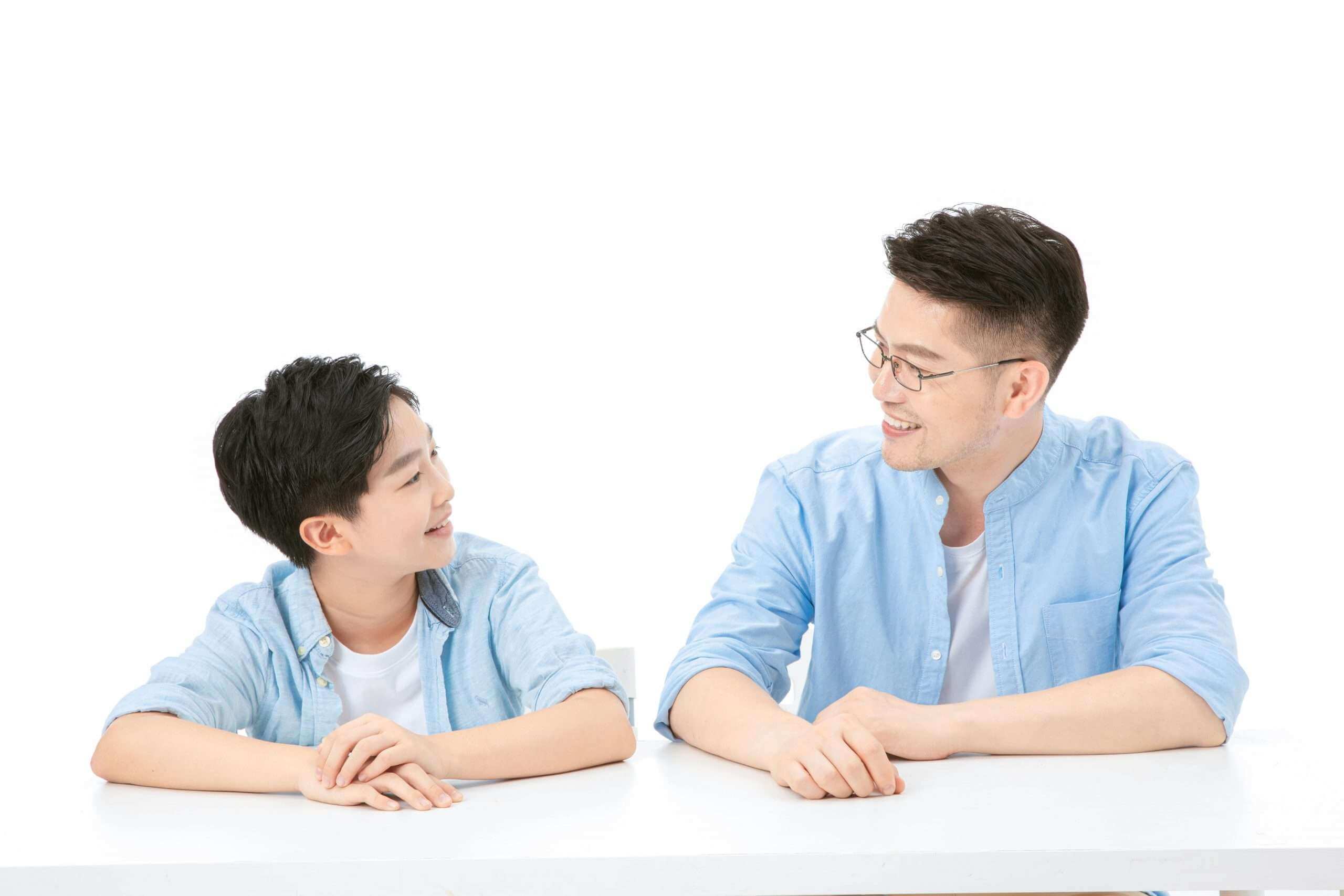 Khi trẻ em mắc chứng rối loạn ám ảnh cưỡng chế... 41 nói chuyện với trẻ