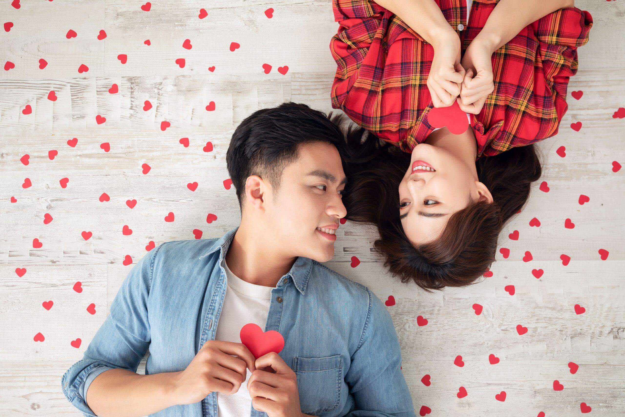 vợ chồng sau khi kết hôn