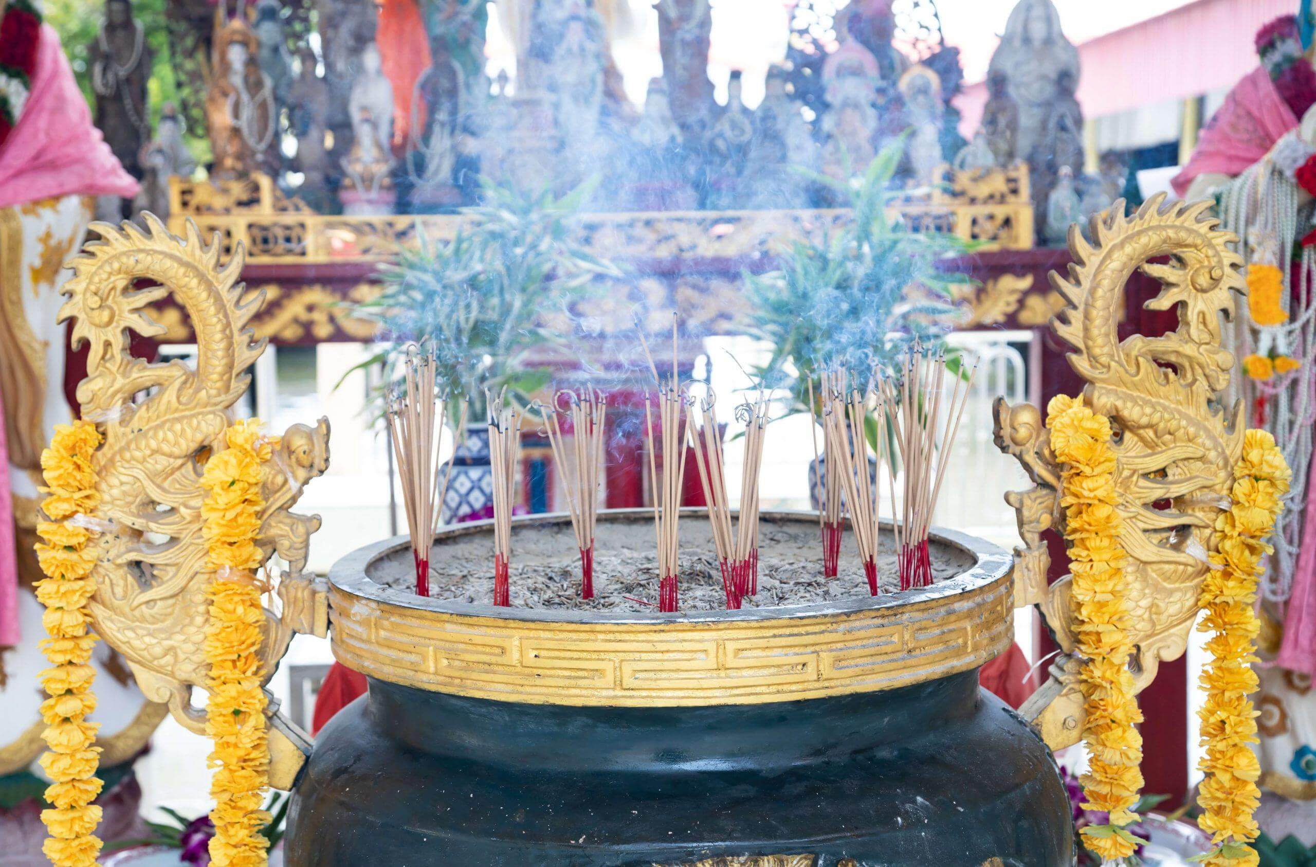 Tết nguyên đán đang đến rất gần rồi, bạn đã biết chưa? 52 đi chùa đầu năm
