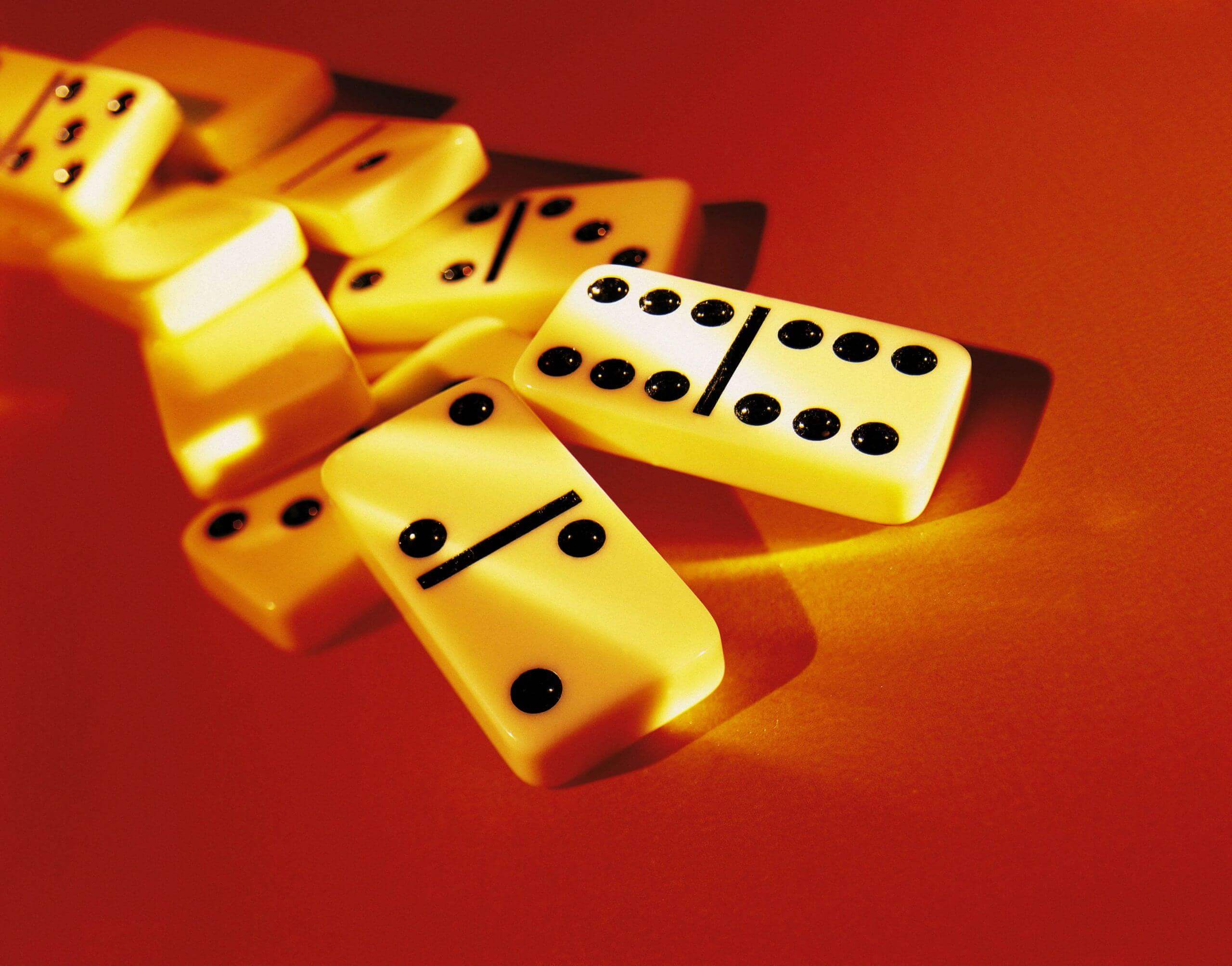 12 trò chơi cho trẻ em không nghiện tivi, điện thoại khi nghỉ phòng dịch 39 chơi domino